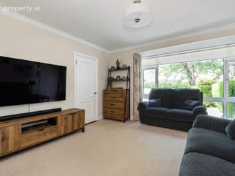 3 The Crescent, Woodpark, Ballinteer, Dublin 16 - Image 4