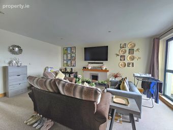 Apartment 10 Hanover Square, Kennedy Avenue, Carlow Town, Co. Carlow, Graiguecullen, Co. Carlow - Image 5