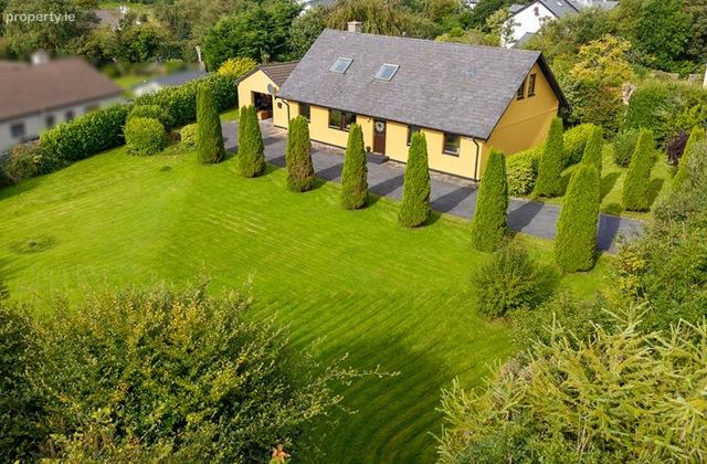 Carrownalurgan, Westport, Westport Quay, Co. Mayo - Click to view photos