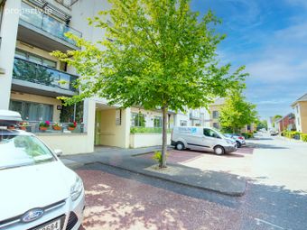 Apartment 2, 8 Station Way, Clongriffin, Dublin 13 - Image 2