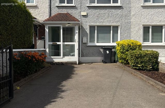79 Saint Peter's Crescent, Dublin 12, Walkinstown, Dublin 12 - Click to view photos