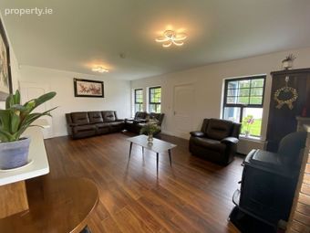 Roseville, Mullingar Road, Castlepollard, Castlepollard, Co. Westmeath - Image 4