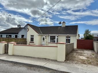 66 Congress Villas, Dungarvan, Co. Waterford