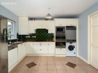 9 Chancery Park Close, Tullamore, Co. Offaly - Image 4