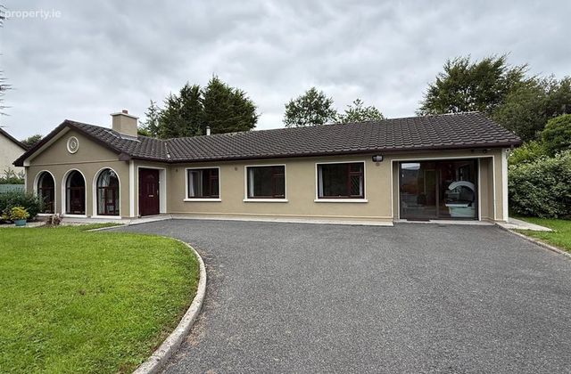 Convent Road, Ballaghaderreen, Co. Roscommon, Ballaghaderreen, Co. Roscommon - Click to view photos