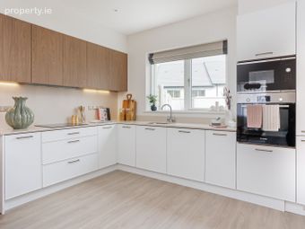 3 Bed House - The Dunloe &amp; The Aherlow, Druids Park, Druids Glen Road, Dublin 18, Cabinteely, Dublin 18 - Image 2