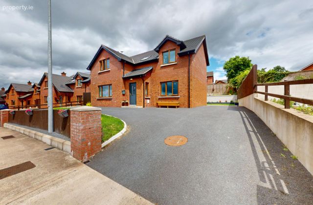 36 Bellamont View, Cootehill, Co. Cavan - Click to view photos