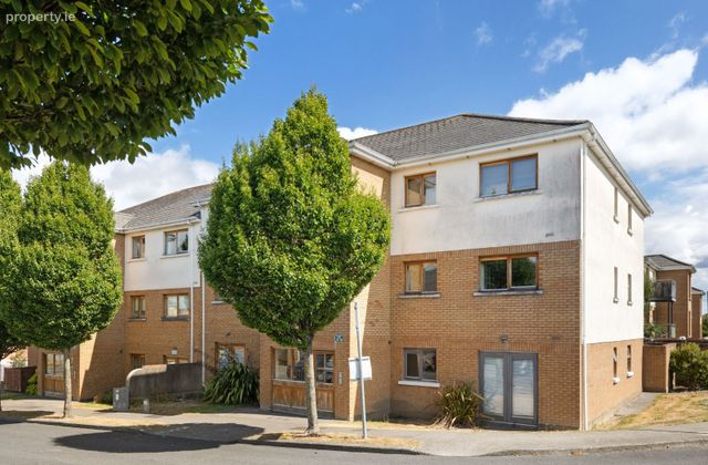 Apartment 15, Deerpark Lodge, Kiltipper, Dublin 24 - Click to view photos