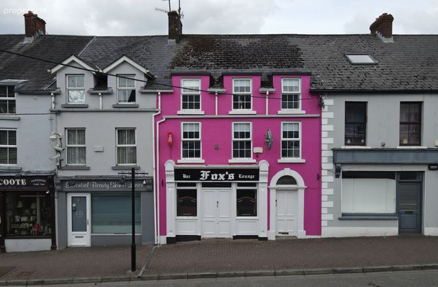 Fox's Bar &amp; Restaurant, Main Street, Bailieborough, Co. Cavan - Click to view photos