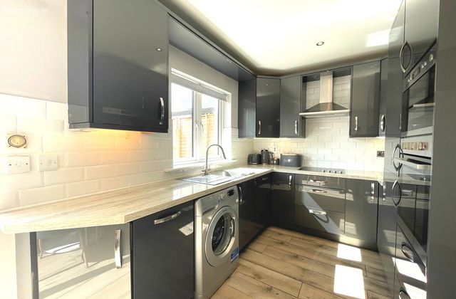 Kilcarberry Lawn, Clondalkin, Dublin 22, Clondalkin, Dublin 22 - Click to view photos