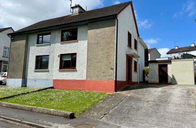 10 Breffni Heights, Carrick-on-Shannon, Co. Leitrim - Click to view photos