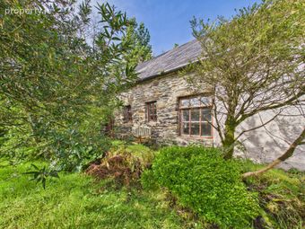The Old Farmhouse, Minard West, Lispole, Doonmanagh, Co. Kerry - Image 2