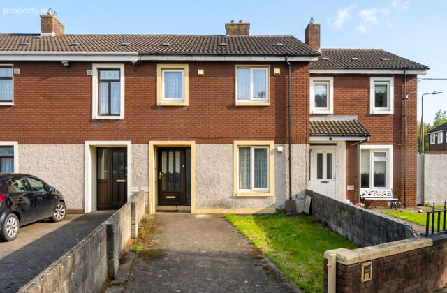 14 Foxdene Drive, Lucan, Clondalkin, Dublin 22 - Click to view photos