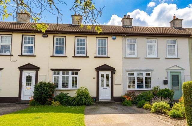 21 Georgian Hamlet, Baldoyle, Dublin 13 - Click to view photos