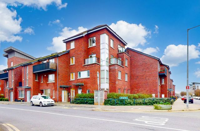 44 Red Arches Park, The Coast, Baldoyle, Dublin 13 - Click to view photos