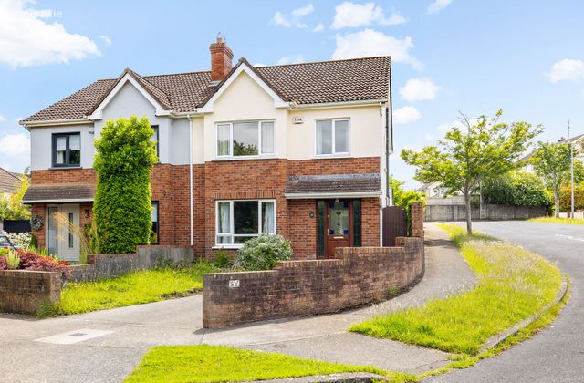 15 Hawthorn Park, Swords, Swords, Co. Dublin - Click to view photos