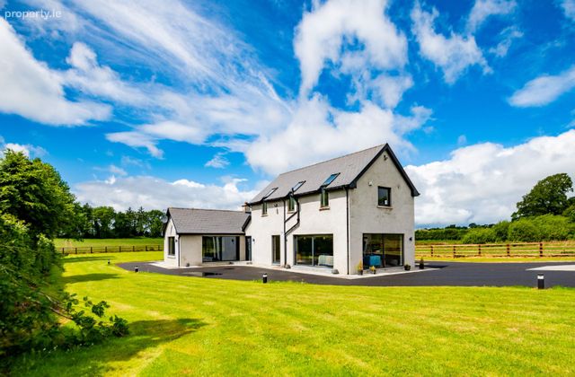 Gaybrook Demesne, Gaybrook, Mullingar, Co. Westmeath - Click to view photos