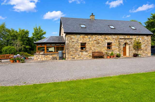 Effrinagh, Kilclare, Carrick-on-Shannon, Co. Leitrim - Click to view photos