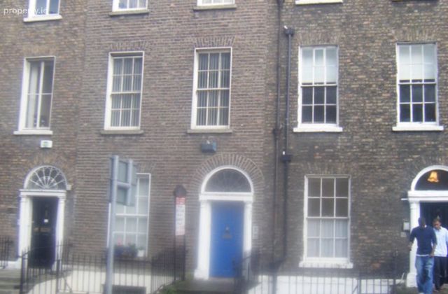 14 Upper Pembroke St, Dublin 2 - Click to view photos