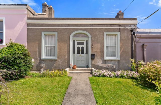 68a Albert Road Lower, Sandycove, Co Dublin, Sandycove, Co. Dublin - Click to view photos