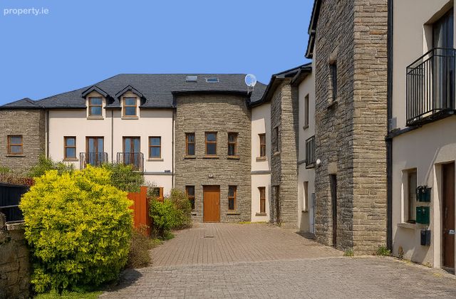 Apartment 3, The Archways, Bridge Street, Carrick-on-Shannon, Co. Leitrim - Click to view photos