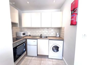 Flat 2, 9 Grosvenor Square, Rathmines, Dublin 6 - Image 2