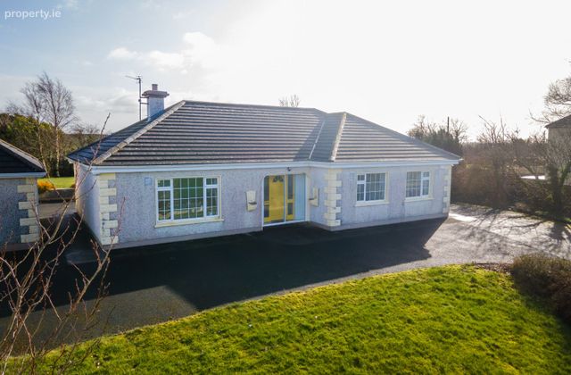 Frenchill, Castlebar, Belcarra, Co. Mayo - Click to view photos