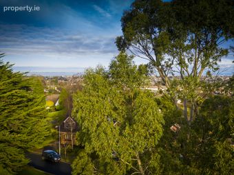 Newpark Lodge, Stillorgan Road, Foxrock, Dublin 18 - Image 5