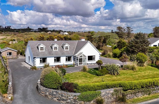 Carraig Na Greine, Furbo, Co. Galway, Furbo, Co. Galway - Click to view photos