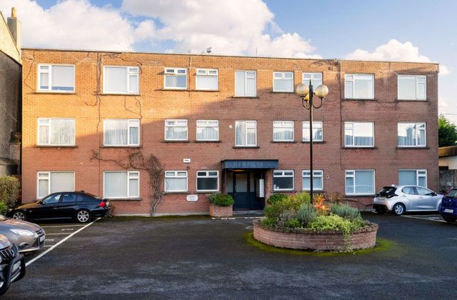 Apartment 6, Harmac Court, Rathgar, Dublin 6 - Click to view photos