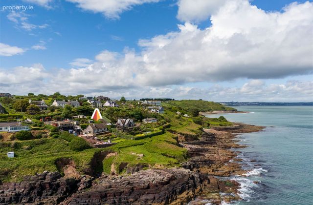 Villaflor, Weaver's Point, Crosshaven, Co. Cork - Click to view photos