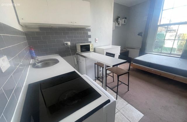 Flat 2, 58 Camden Street Lower, Dublin 2, Portobello, Dublin 8 - Click to view photos