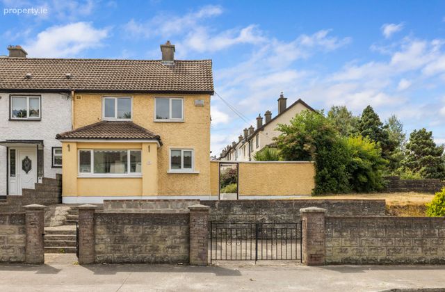 2 Mountain View Park, Dublin 14, Churchtown, Dublin 14 - Click to view photos