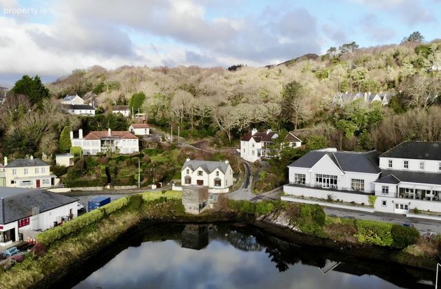 Monteensudder, Glengarriff, Co. Cork - Click to view photos