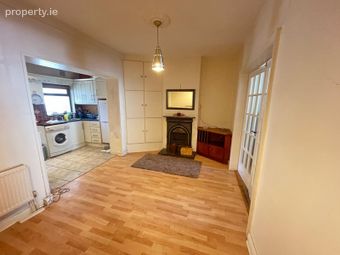17 Cuchullain Terrace, Castletown Road, Dundalk, Co. Louth - Image 4