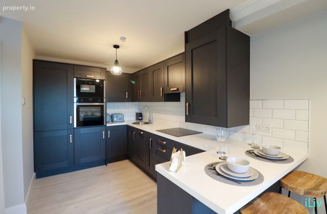 Apartment 1, Glen Court, Stepaside Park, Stepaside, Dublin 18 - Click to view photos