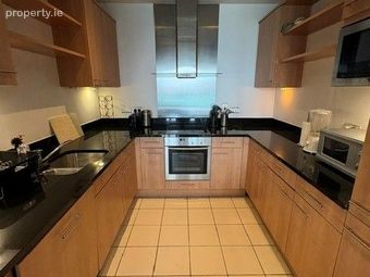 Apartment 39, Hill Of Down House, IFSC, Dublin 1 - Image 3