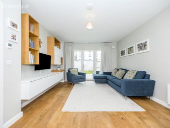 33 The Crescent, Saint Marnock's Bay, Portmarnock, Co. Dublin - Image 4