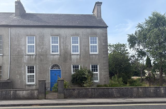 Thornhill House, Cullens Mews, Strandhill Road, Sligo, Co. Sligo, Sligo, Co. Sligo - Click to view photos