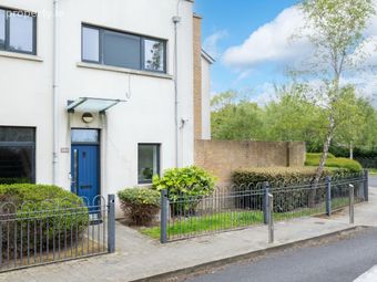 15 Red Arches Close, The Coast, Baldoyle, Dublin 13 - Image 2