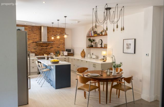 12 Prince Of Wales Terrace, Quinsborough Road, A98 V0h4, Bray, Co. Wicklow - Click to view photos