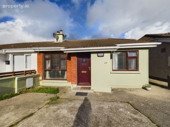 42 Pinewood Avenue, Hillview, Waterford, Waterford City Centre, Co. Waterford