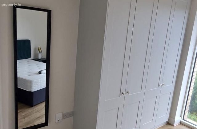 Apartment 87, East Wharf, North Wall, Dublin 1 - Click to view photos