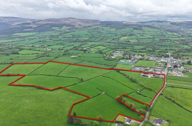 Moher, Ballyporeen, Ballyporeen, Co. Tipperary - Click to view photos