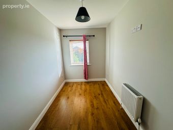 278 Bo&iacute;reann Bheag, Roscam, Roscam, Co. Galway - Image 2