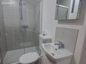 Apartment 8, Douglas Hall, Riverbank, Cork City Centre, Co. Cork - Image 5
