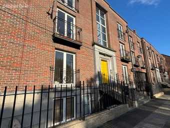 11 Pery Court, Mallow Street Upper, Limerick City Centre, Co. Limerick - Image 2