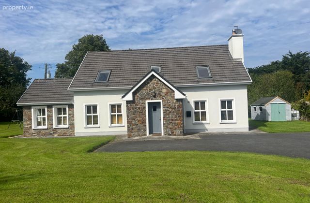 1 Clahane, Ballyard, Tralee, Co. Kerry - Click to view photos