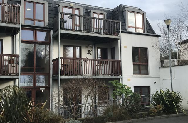 Olaf Hall, Sandyford Road, Sandyford, Dublin 18 - Click to view photos