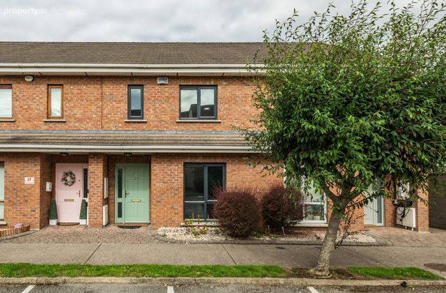 29 Hunterswood, Osberstown, Naas, Co. Kildare, Sallins, Co. Kildare - Click to view photos